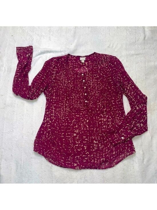 Converse Tops - CONVERSE One Star Plum Button Pintuck Blouse M